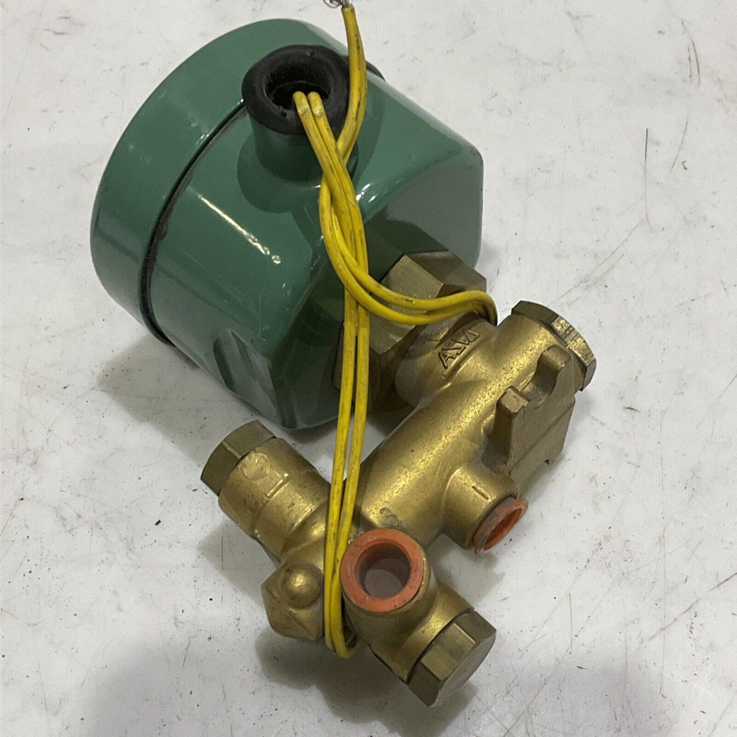 ASCO RED HAT 2126314RU 212787 SOLENOID VALVE 125 V 35.1 W 100 PSI 3/8 PIPE