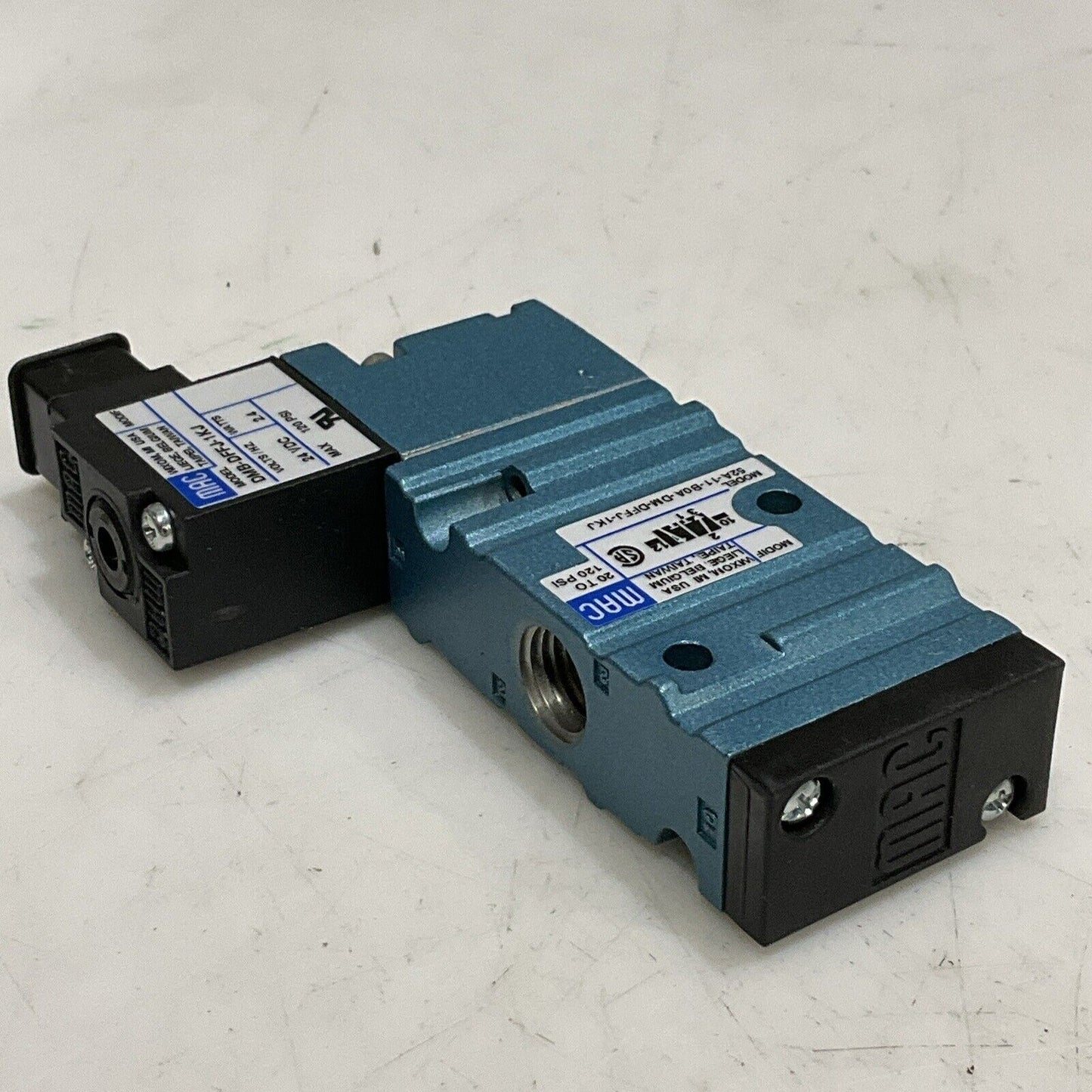 MAC 52A-11-B0A-DM-DFFJ-1KJ SOLENOID VALVE 3-WAY 24 VDC DMB-DFFJ-1KJ U3S