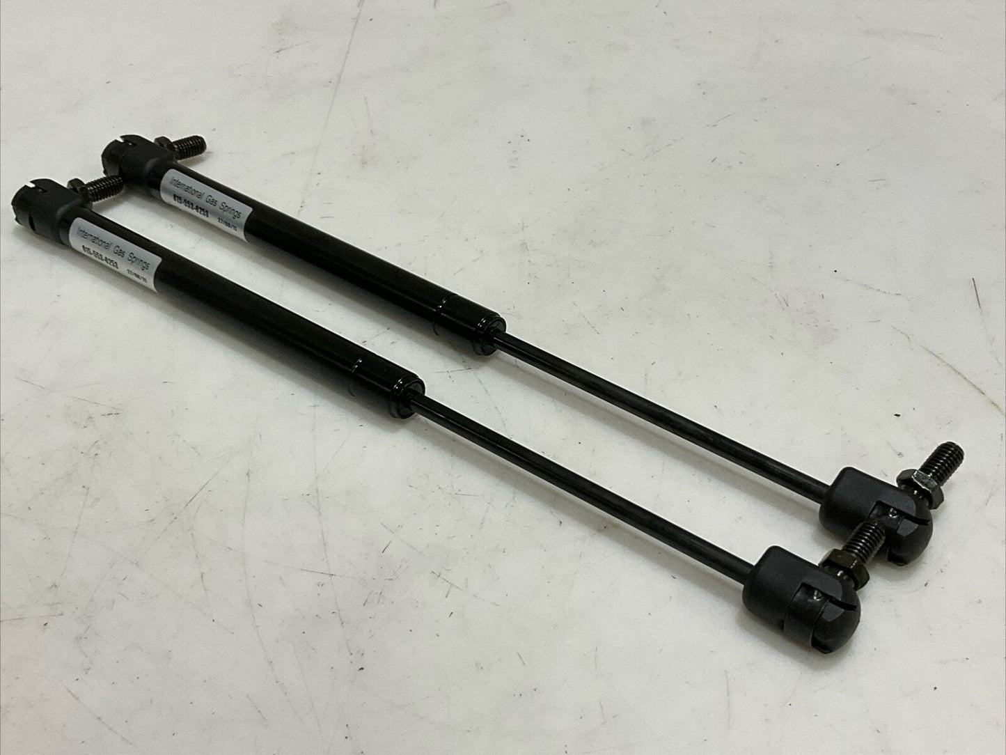 IGS 66U1202B0XX0267 HIGH PRESSURE GAS SPRING 60 LBS LOT OF 2 U3S