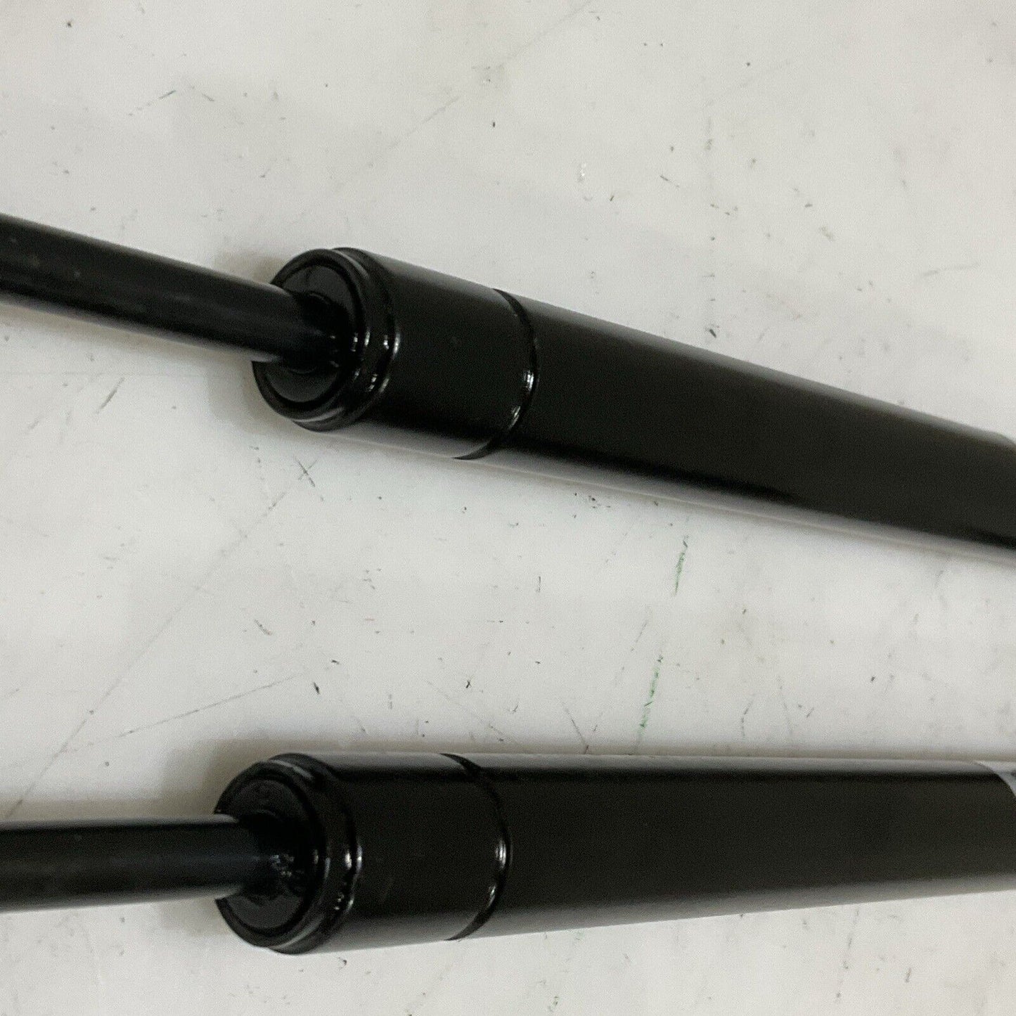IGS 66U1202B0XX0267 HIGH PRESSURE GAS SPRING 60 LBS LOT OF 2 U3S