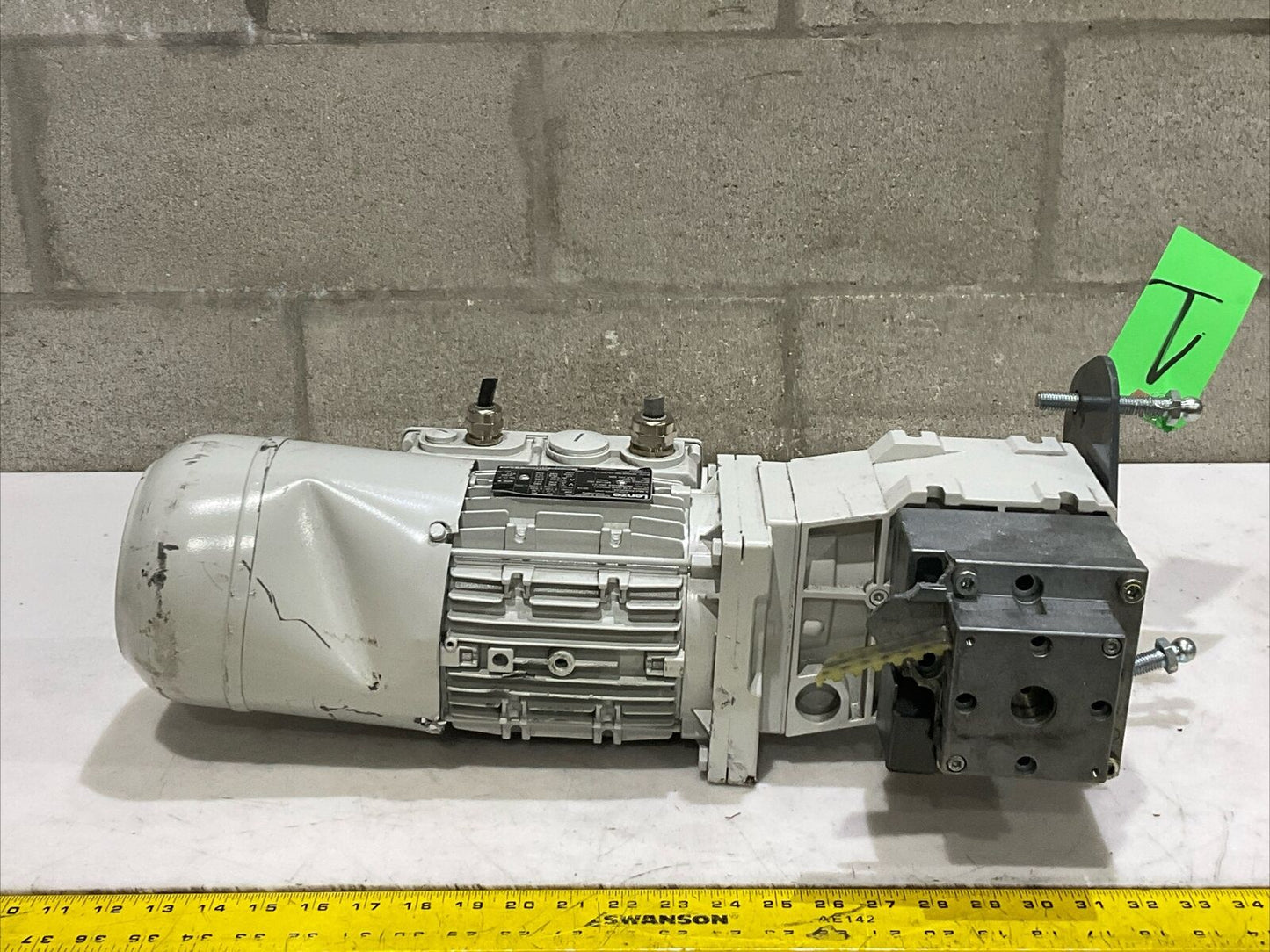 LENZE EN60034 GKR04-2 M HAR 080C31 MDSABS 080-31 GEARBOX MOTOR U3S