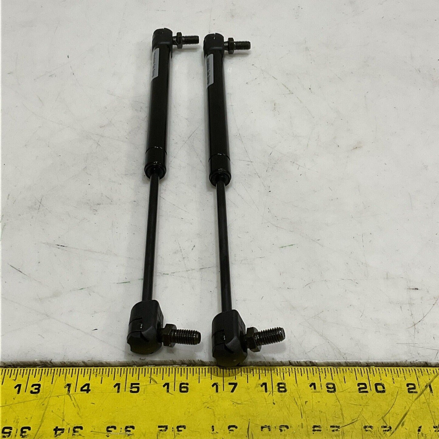 IGS 66U1202B0XX0267 HIGH PRESSURE GAS SPRING 60 LBS LOT OF 2 U3S