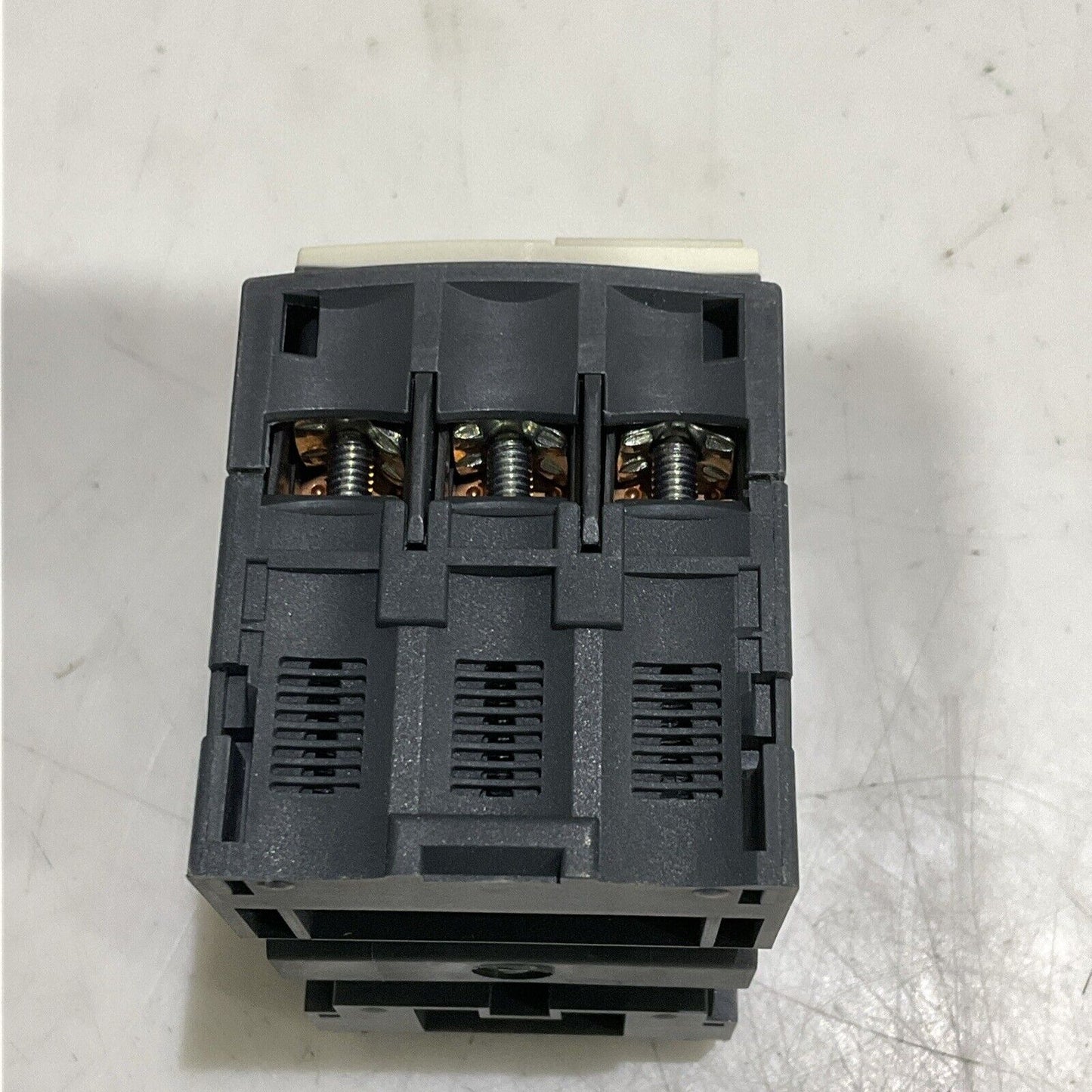 SCHNEIDER ELECTRIC GVSME06 MOTOR CIRCUIT BREAKER TESYS-034305 U3S