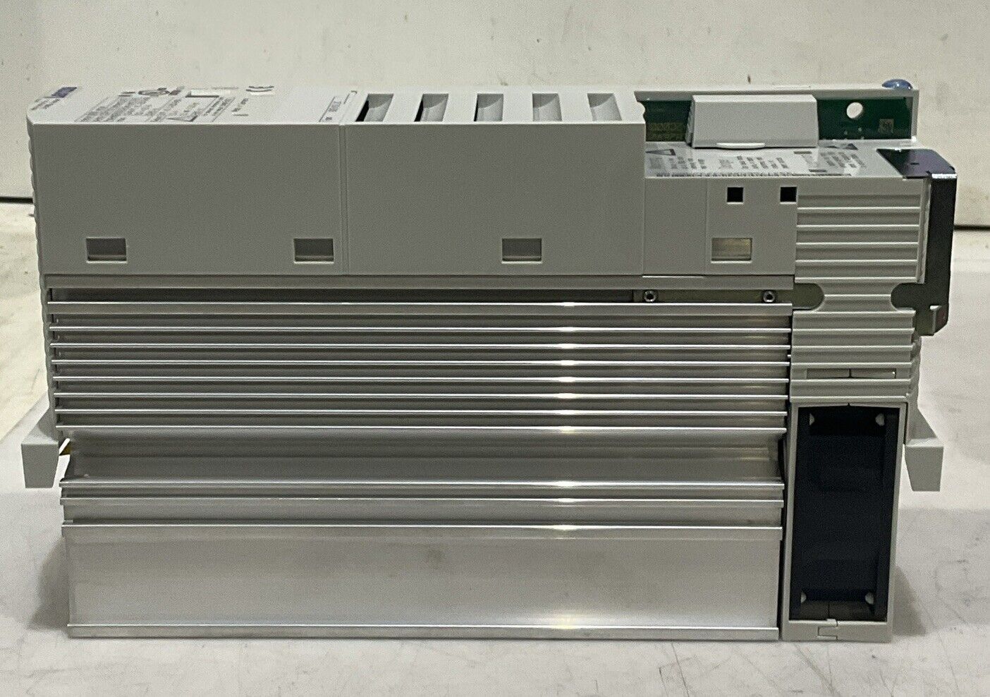 LENZE 8200 VECTOR E82EV152 INVERTER U3S