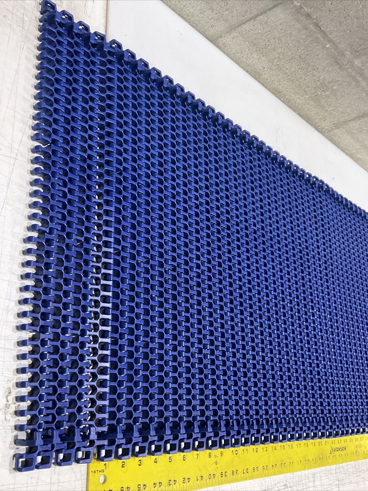INTERLOX 21294 57087966 SER. 2400 RADIUS FLUSH GRID W/HOLD DOWN U4M