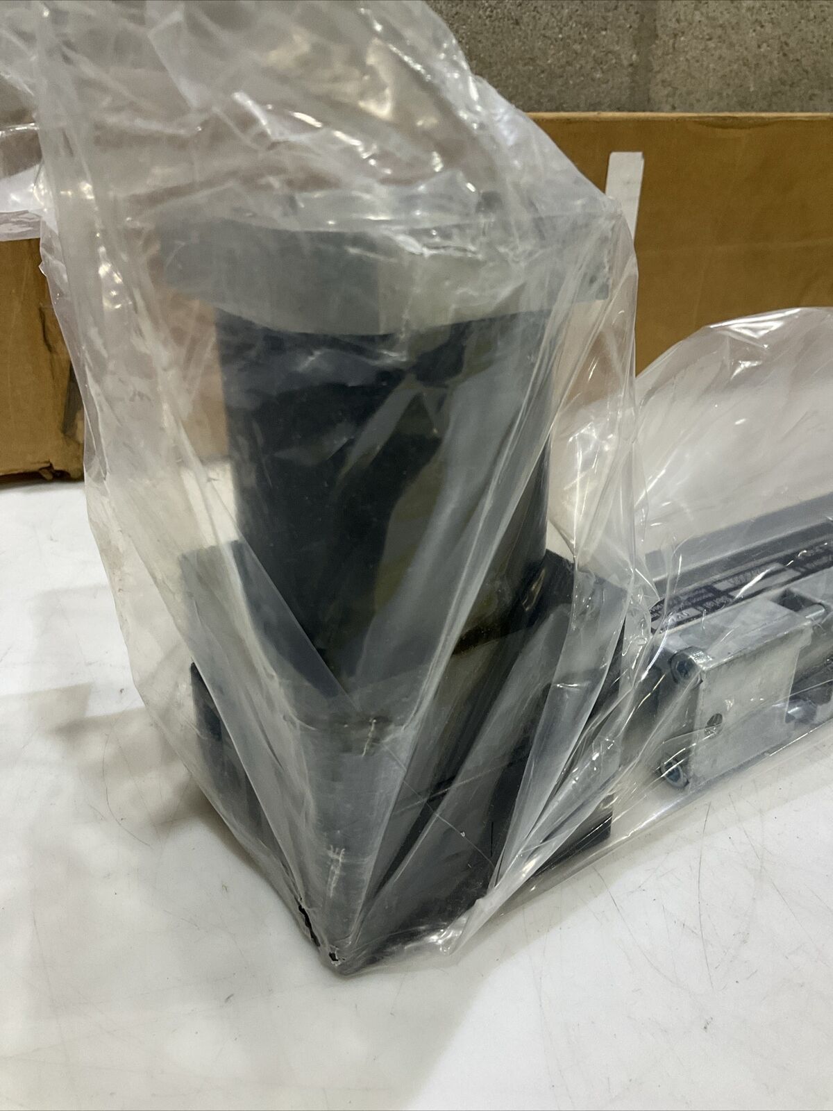 MACRON DYNAMICS 10329001 0241 LINEAR RAIL U3S