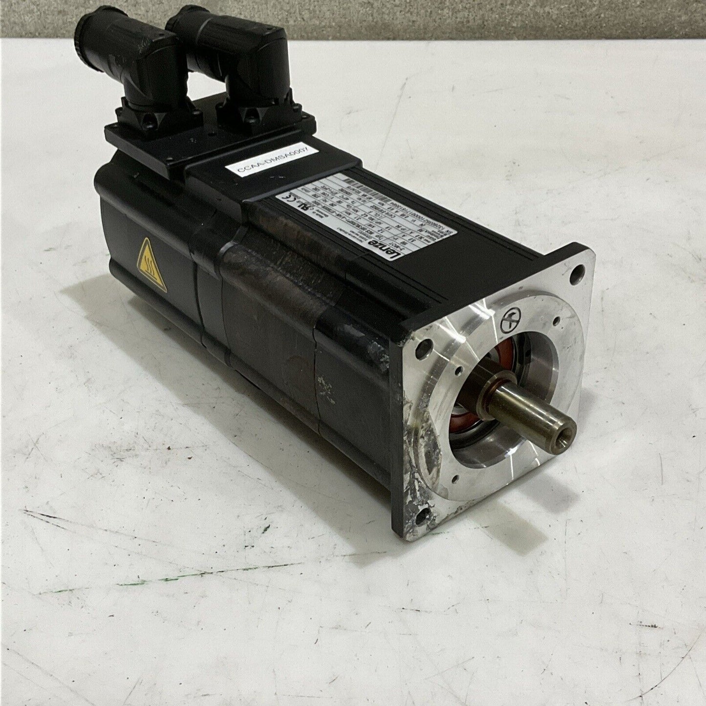 LENZE MCS 09F38LRS0P1-A14N-ST500N-R0SU SERVO MOTOR 160V 5.0A 30A 3750 RPM U3S