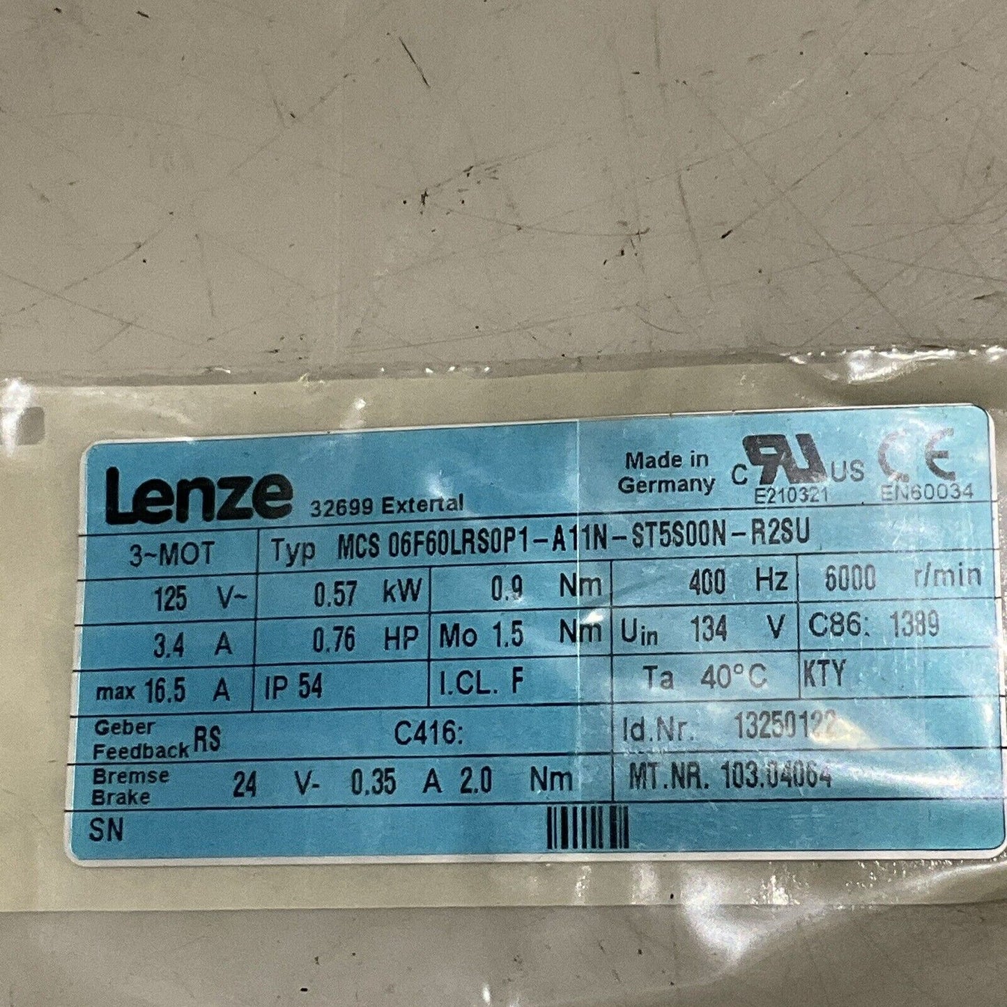 LENZE MCS 06F60LRS0P1-A11N-ST5S00N-R2SU SERVO MOTOR 125 V 3.4/16.5A 400H U3S