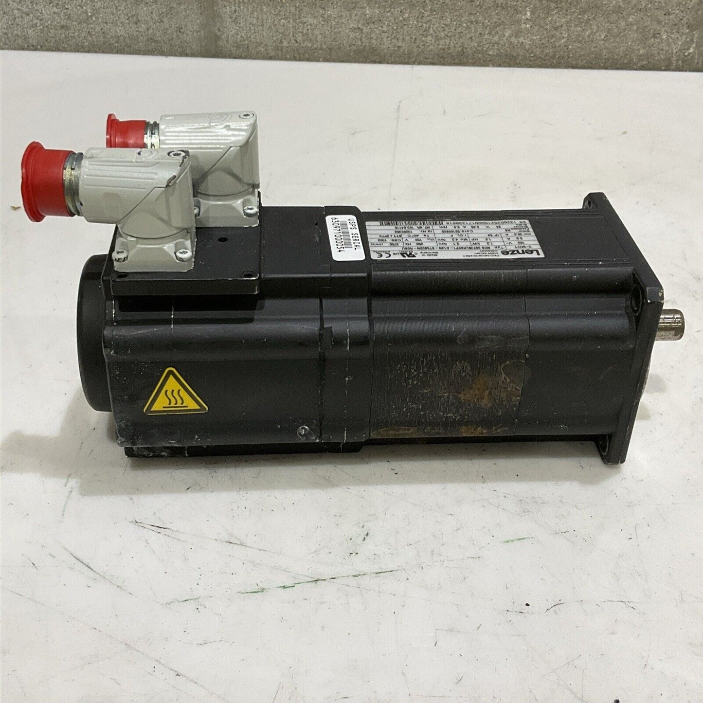 LENZE MCS 09F38LRS0P1-A14N-ST500N-R0SU SERVO MOTOR 160V 5.0A 30A 3750 RPM U3S