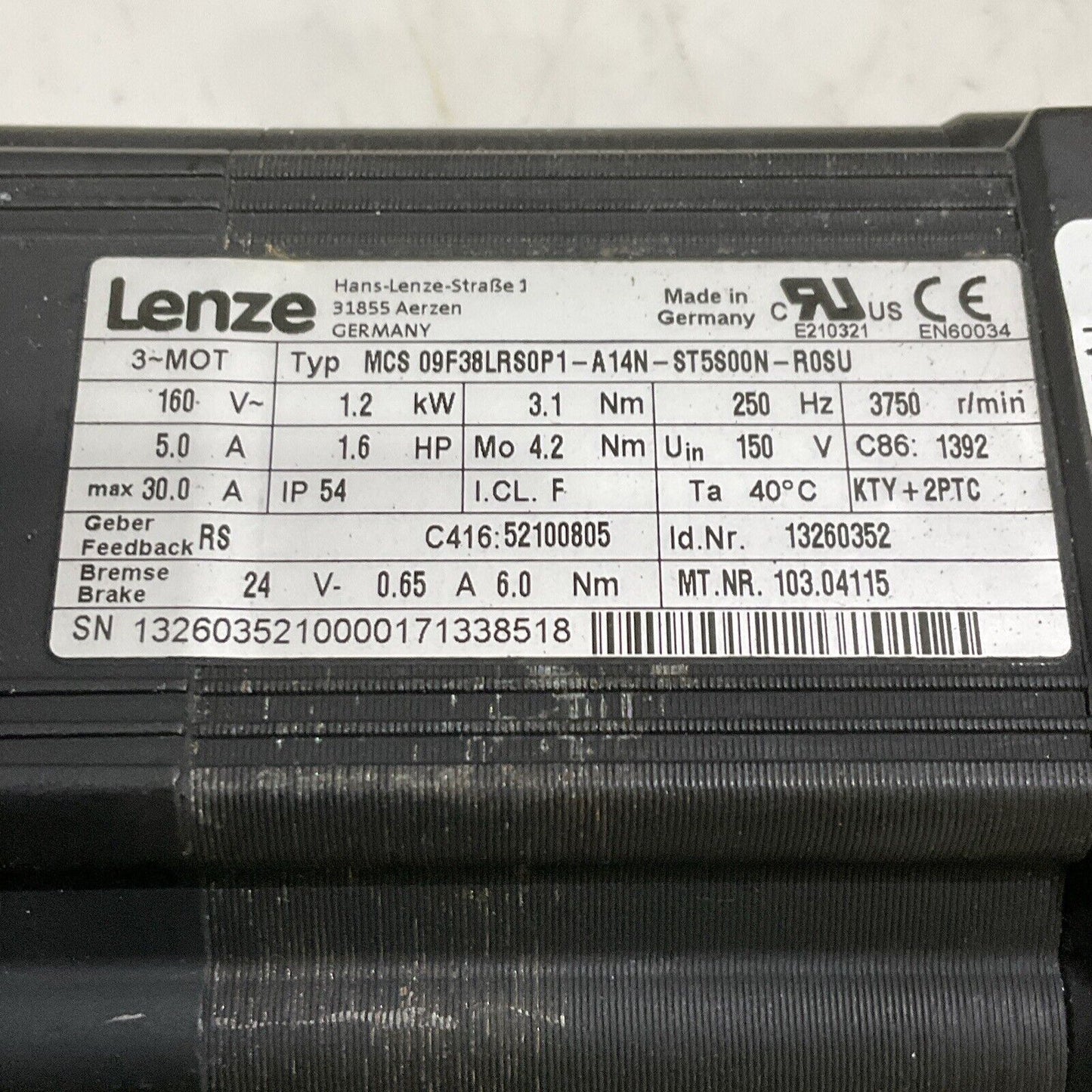 LENZE MCS 09F38LRS0P1-A14N-ST500N-R0SU SERVO MOTOR 160V 5.0A 30A 3750 RPM U3S