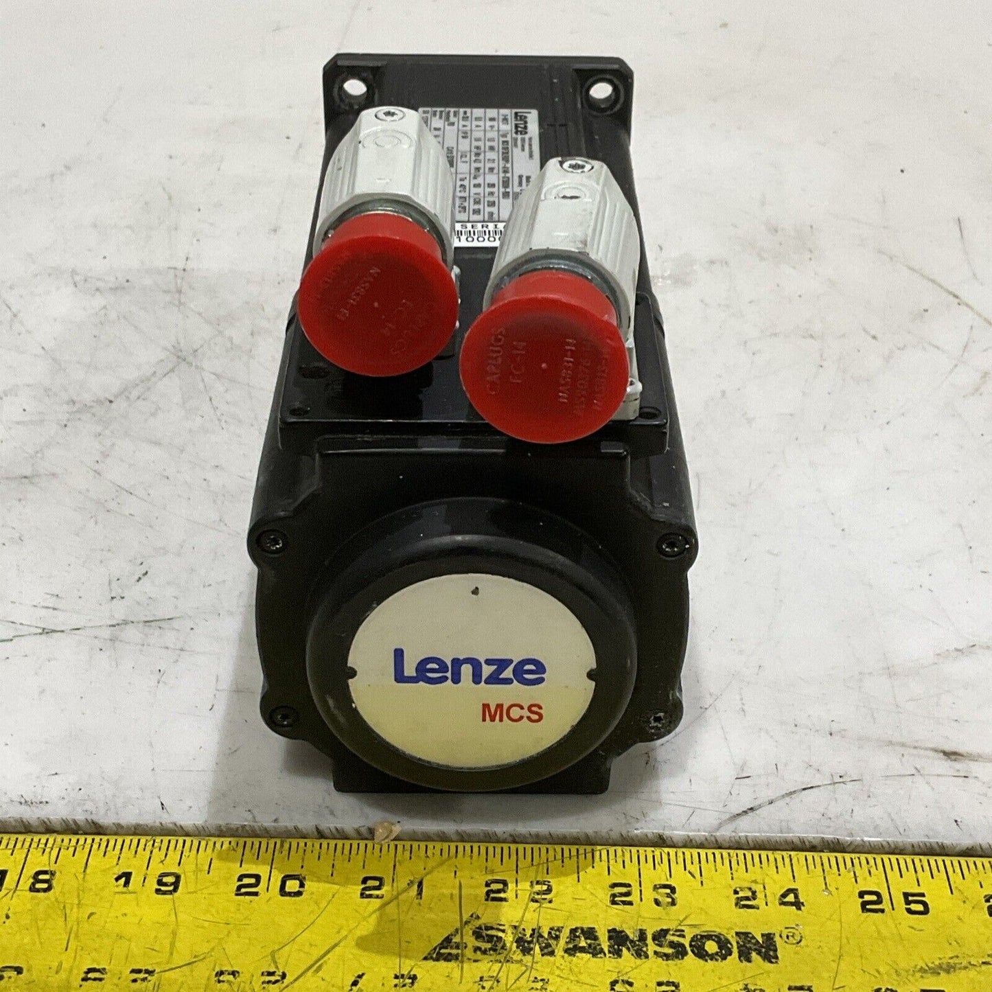 LENZE MCS 09F38LRS0P1-A14N-ST500N-R0SU SERVO MOTOR 160V 5.0A 30A 3750 RPM U3S