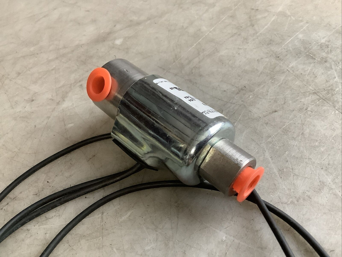 PARKER 30CC02JV4B2B SOLENOID VALVE 5/64IN 24VDC 8W 90PSI RM6 - LOT OF 2