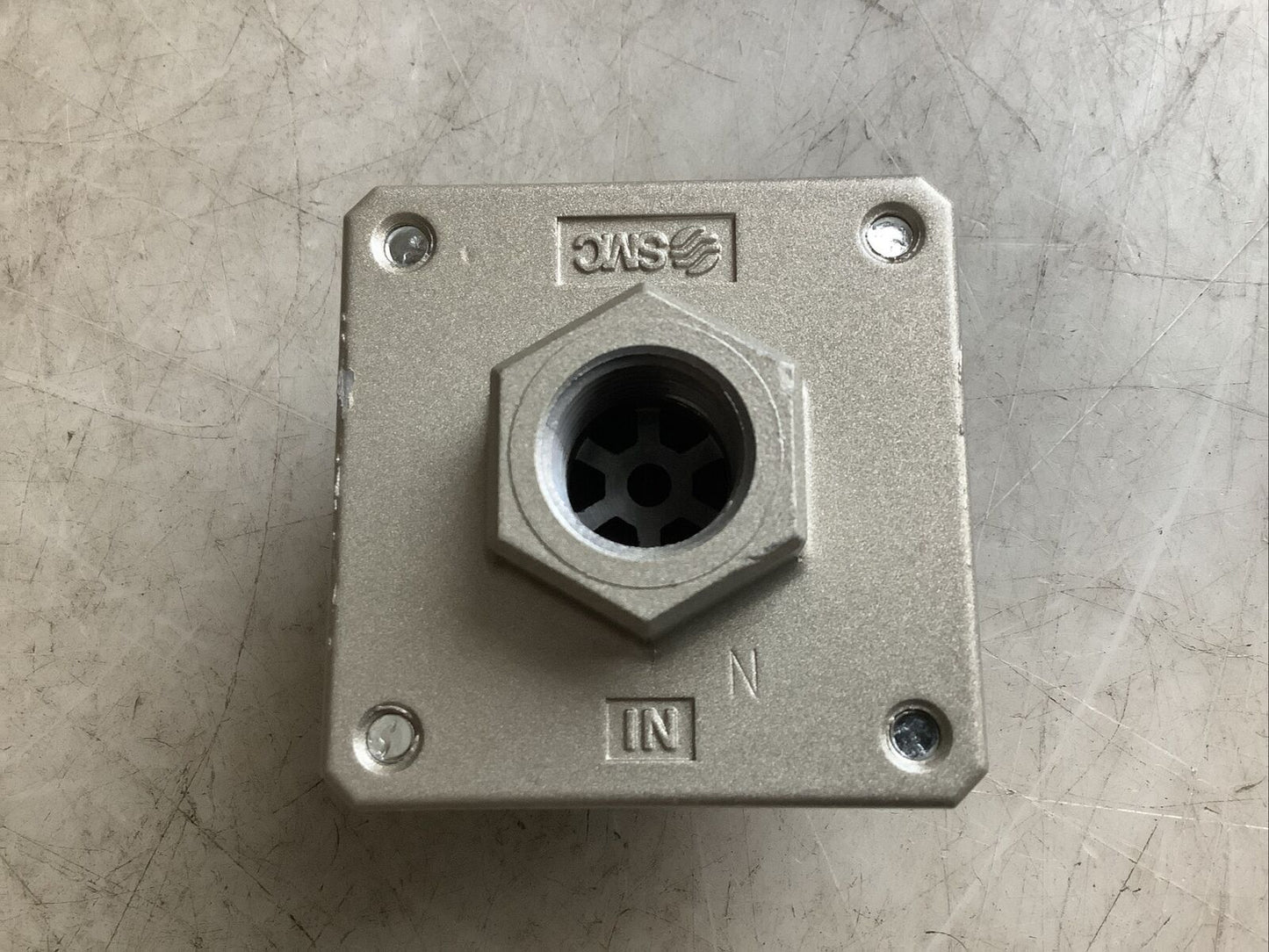 SMC AQ3000-N03 QUICK EXHAUST VALVE U3S - LOT OF 2